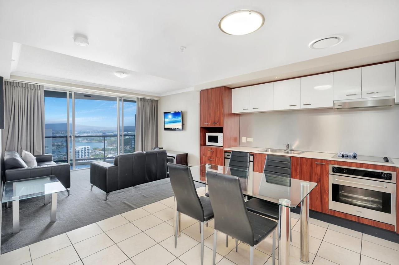 The Towers Of Chevron Renaissance - Holidays Gold Coast Extérieur photo