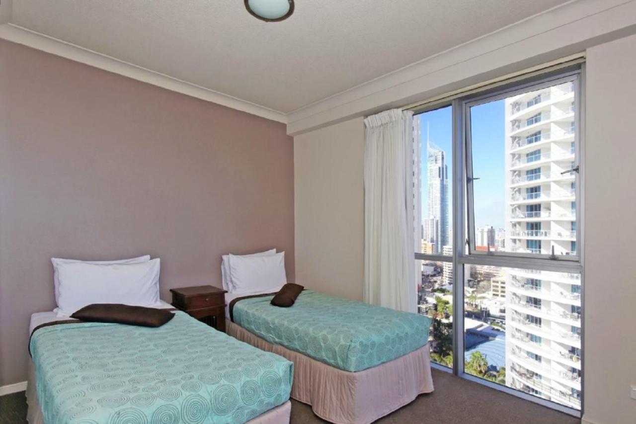 The Towers Of Chevron Renaissance - Holidays Gold Coast Extérieur photo