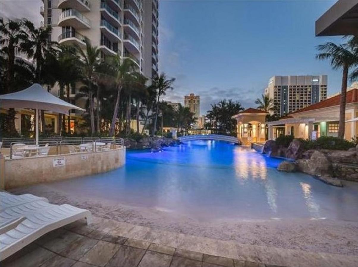The Towers Of Chevron Renaissance - Holidays Gold Coast Extérieur photo