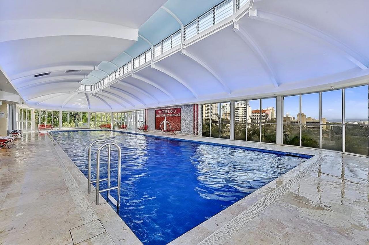 The Towers Of Chevron Renaissance - Holidays Gold Coast Extérieur photo