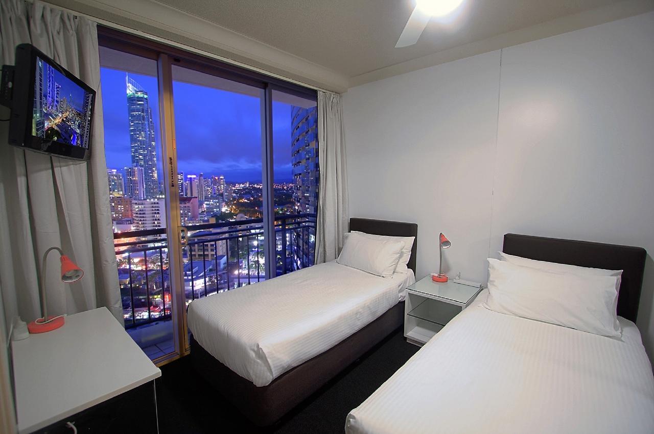 The Towers Of Chevron Renaissance - Holidays Gold Coast Extérieur photo
