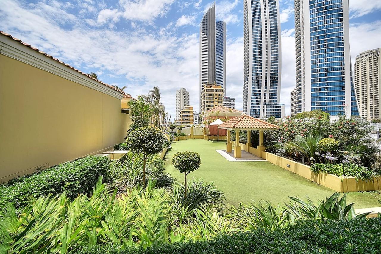 The Towers Of Chevron Renaissance - Holidays Gold Coast Extérieur photo